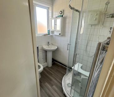 2 bedroom maisonette to rent - Photo 6