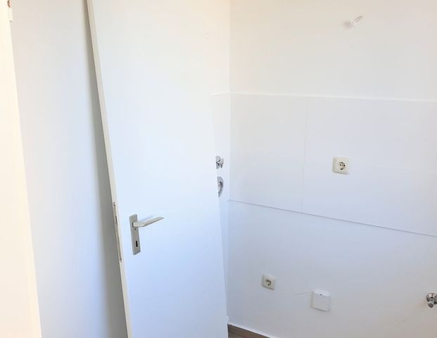 Ismaning - 1 Zimmerwohnung, Küche, Flur, Bad mit WC, Balkon, Kellerabteil - Foto 1