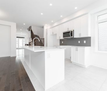 For Lease - 234 ZINNIA Way, Blossom Park - Airport and Area, Ontario - Photo 3