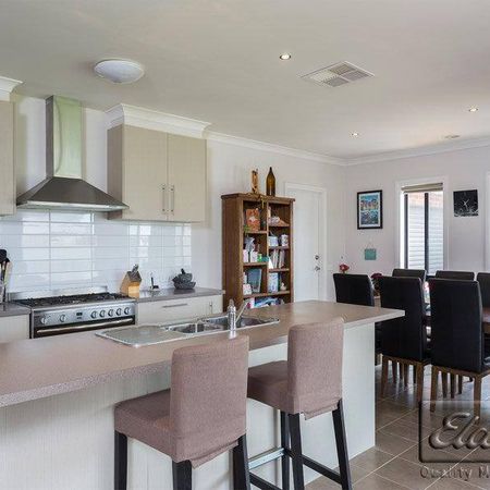 WHERE LIFESTYLE AND CONVENIENCE COME TOGETHER! - Photo 3