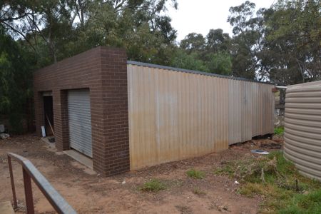 Family Home on Edge of Town - Photo 4
