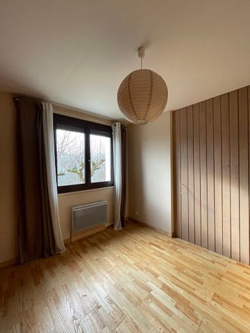 Location Appartement 3 pièces 73m² - Photo 3