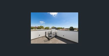 PRIME POSITION - Photo 4