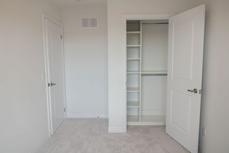 For Lease - 49 Sorbara Way, Whitby, Ontario - Photo 4