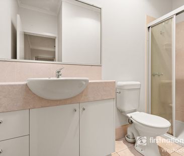 More than meets the eye!! - Photo 4