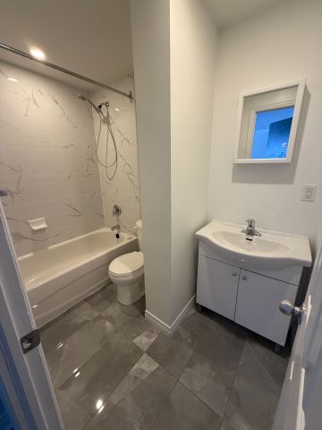 For Lease - 180 Vaughan Road Unit# 304, Toronto, Ontario - Photo 3