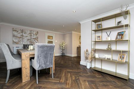 4 bedroom detached house to rent - Photo 4