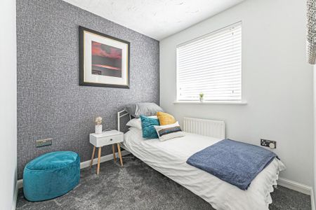 4 bedroom detached house to rent - Photo 5