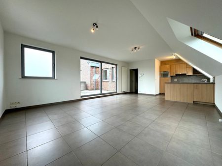 Te huur: 2 slaapkamer appartement met groot terras! - Foto 4