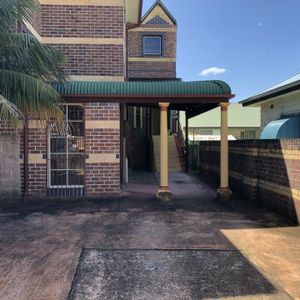 Executive Apartment Close to Hospital! - Photo 3