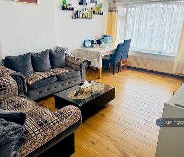 3 bedroom bungalow to rent - Photo 1