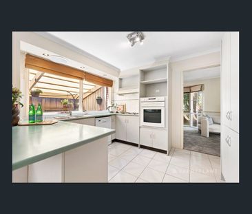 Magnificent Home, Marvelous Location - Photo 5