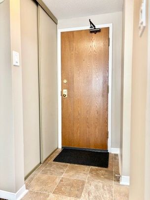 For Lease - 80 Sandcastle Drive Unit# 306, South of Baseline to Knoxdale, Ontario - Photo 1