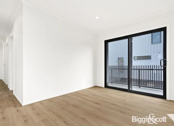 Altona North - Photo 1