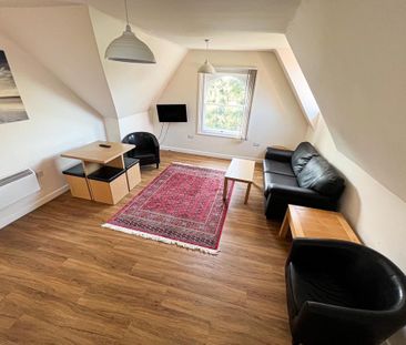 2 bedroom maisonette to rent - Photo 2