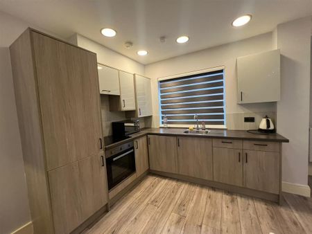 2 bedroom flat to rent - Photo 4