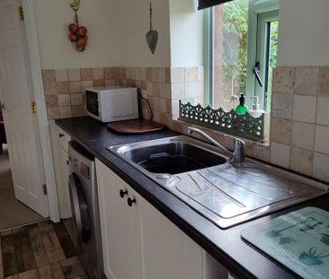 1 bedroom apartment to rent - Photo 4