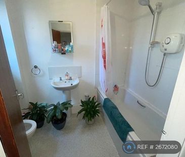 1 bedroom flat to rent - Photo 6