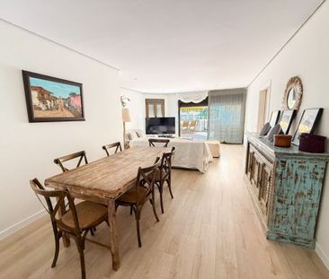 Luxury Apartment for rent in Marbella Del Este, Andalusia - Photo 4