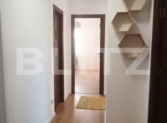 Apartament cu 3 camere, 70 mp, parcare subterana, zona BMW - Fotografie 1