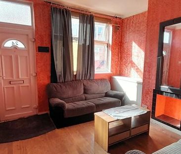 3 bedroom terraced house to rent - Photo 5