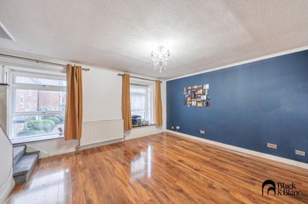 2 bedroom maisonette to rent - Photo 5