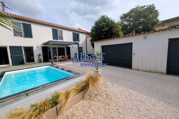 Maison Toulon 5 pièce(s) 119.26 m2 - Photo 1