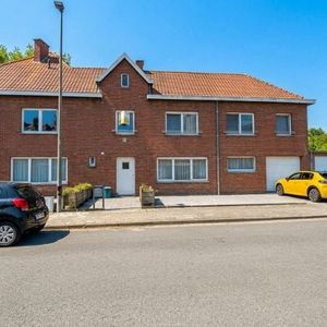 Huis te huur in Sint-Michiels voor € 885 met 3 slaapkamers - Photo 3