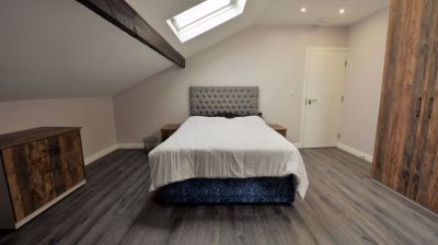 2 bedroom Flat in Flat 4, Leeds - Photo 4