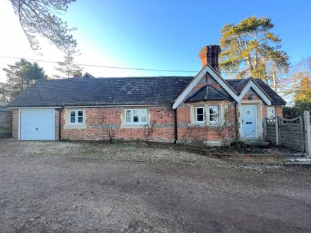 Reading Road, Didcot, Upton - Photo 5