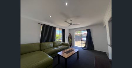 **SHORT TERM LEASE AVAILABLE** Low Maintenance Family Home w/ Powered Double Shed - Photo 2