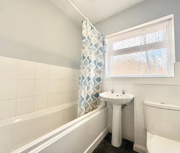 2 bedroom detached house to rent - Photo 6