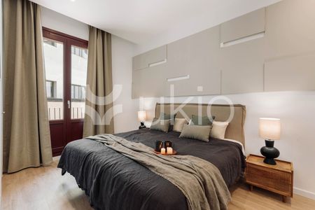 Apartamento de alquiler en Carrer de Les Jonqueres, Sant Pere, Sta. Caterina i la Ribera - Photo 2