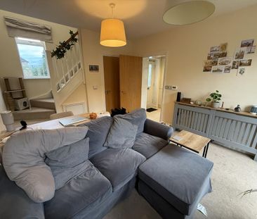 1 bedroom mews to rent - Photo 3