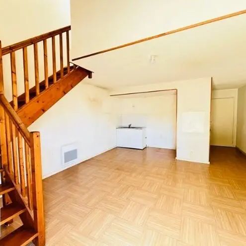 Appartement à louer 4 pièces 79.56m² - Photo 1