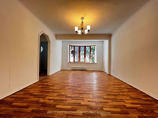 For Lease - 204 Greenfield Avenue, Toronto, Ontario - Photo 1