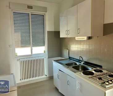 Location Appartement 2 pièces 63m² BOURG EN BRESSE 01000 - Photo 5