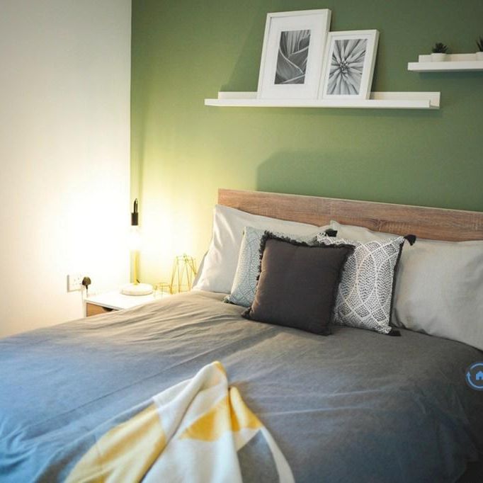 1 bedroom in a flat share to rent - Photo 1