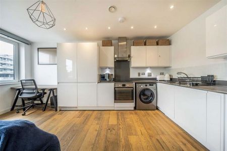 1 bedroom flat to rent - Photo 3