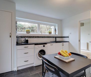 3 bedroom semi-detached house to rent - Photo 6