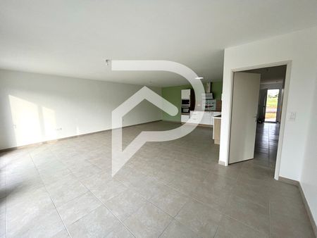 Location maison 5 pièces, 123.00m², Bourges - Photo 2