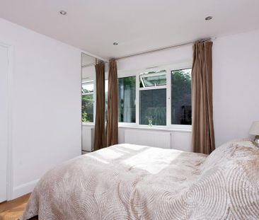 2 bedroom maisonette to rent - Photo 4