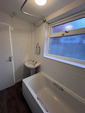 2 Bed Terraced House, Brailsford Road, M14 - Photo 5