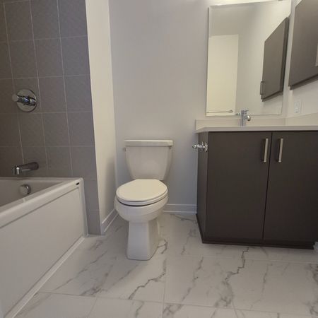 For Lease - 102 Ploughshare Road, Kanata, Ontario - Photo 3