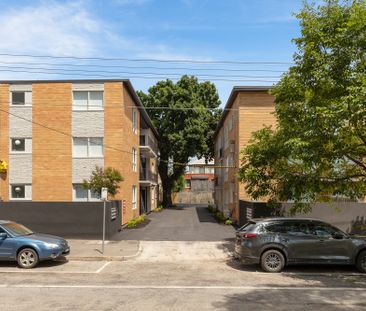 2/300 Ferrars Street, South Melbourne VIC 3205 - Apartment For Rent... - Photo 1