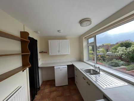 2 bedroom maisonette to rent - Photo 3