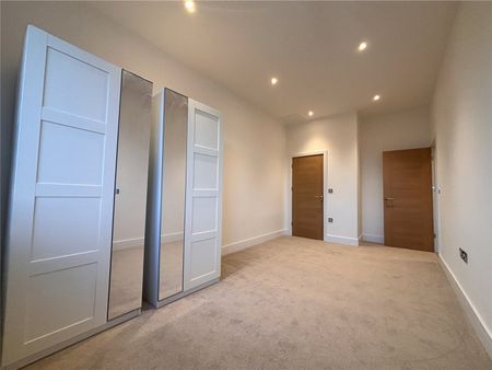 Bartley Way, Hook, Hampshire, RG27 - Photo 3