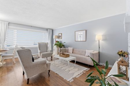 For Lease - 5773 Belmont Avenue, Niagara Falls, Ontario - Photo 2