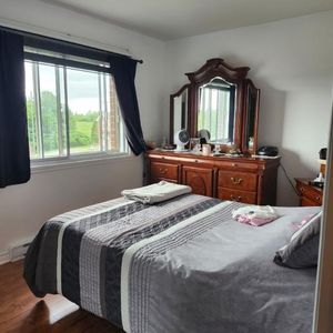 3.5 À LAVAL TRÈS TRANQUILLE AVEC ASCENSEUR! - Photo 2