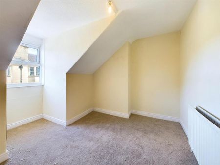 3 bedroom apartment to rent - Photo 5